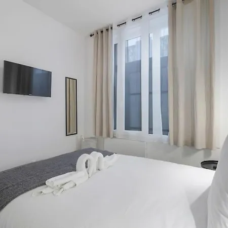 3 Cozy Near Galeries Lafayette-12pers Apartmán